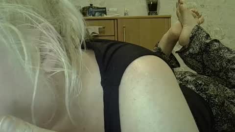 Snapshot of curvywild_lady30 chatting on 5, 5, 2026 Curvy online show from 5, 5, 2026