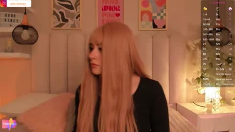 Snapshot of cute__cherry_ chatting on 19, 12, 2025 Amber online show from 19, 12, 2025