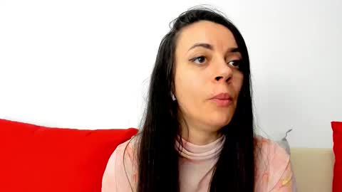 Snapshot of cute_angel95 chatting on 24, 2, 2025 cute_angel95 online show from 24, 2, 2025