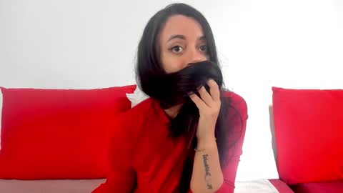 Snapshot of cute_angel95 chatting on 23, 10, 2025 cute_angel95 online show from 23, 10, 2025