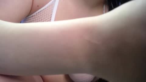 Snapshot of cute_angel_1 chatting on 22, 9, 2025 cute_angel_1 online show from 22, 9, 2025