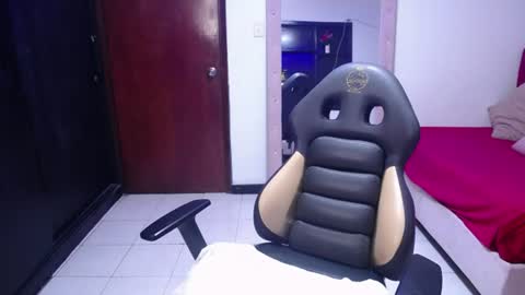 cute_angel_1 online show from 6, 7, 2026