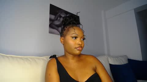 Liya online show from 6, 3, 2025