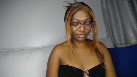 Liya online show from 6, 4, 2026