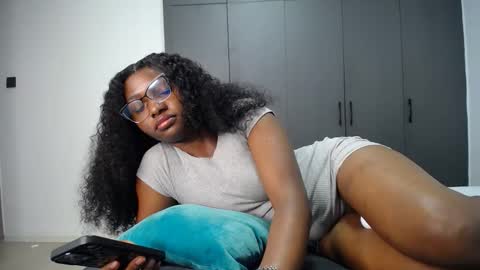 Liya online show from 17, 5, 2026