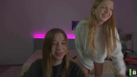 Snapshot of cute_beauty chatting on 22, 12, 2024 Amanda online show from 22, 12, 2024