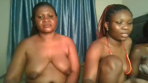 Snapshot of cute_daniellah chatting on 18, 10, 2025 Danillah online show from 18, 10, 2025