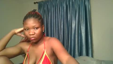 Snapshot of cute_daniellah chatting on 22, 10, 2025 Danillah online show from 22, 10, 2025