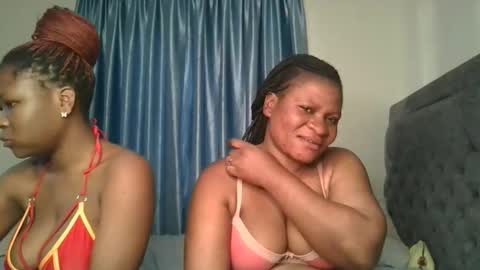 Snapshot of cute_daniellah chatting on 23, 10, 2025 Danillah online show from 23, 10, 2025