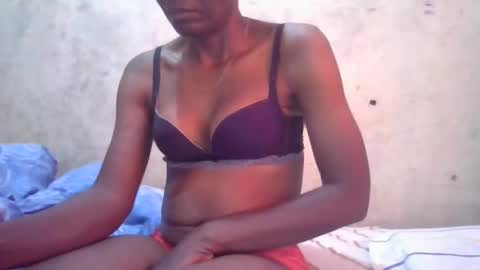 cute_divah4 online show from 27, 4, 2026