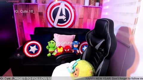 Snapshot of cute_elii chatting on 27, 1, 2025    Independent Model online show from 27, 1, 2025