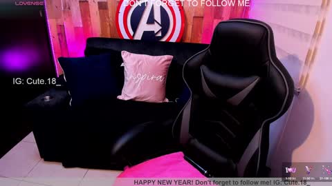 Snapshot of cute_elii chatting on 6, 2, 2025    Independent Model online show from 6, 2, 2025