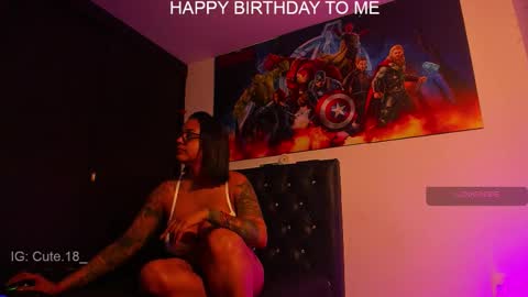 Snapshot of cute_elii chatting on 23, 10, 2025    Independent Model online show from 23, 10, 2025