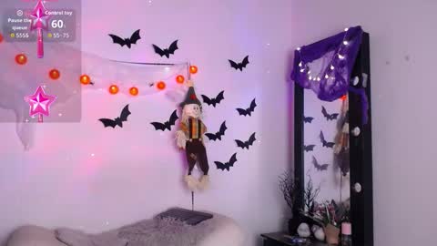 Snapshot of cute_horny12 chatting on 14, 10, 2025 Cute horny1 online show from 14, 10, 2025