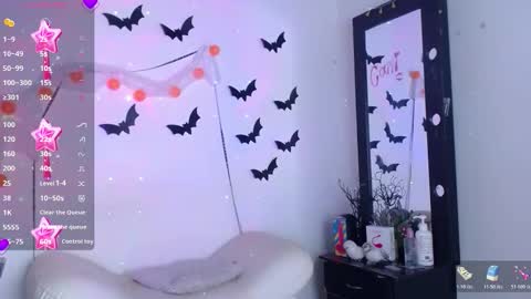 Snapshot of cute_horny12 chatting on 8, 11, 2025 Cute horny1 online show from 8, 11, 2025