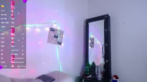 Snapshot of cute_horny12 chatting on 16, 11, 2025 Cute horny1 online show from 16, 11, 2025