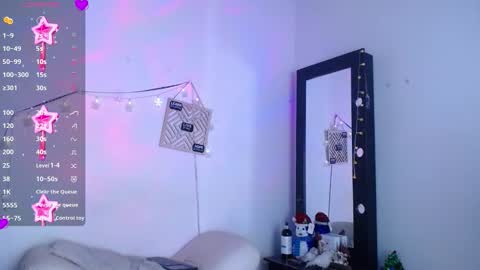 Snapshot of cute_horny12 chatting on 25, 11, 2025 Cute horny1 online show from 25, 11, 2025