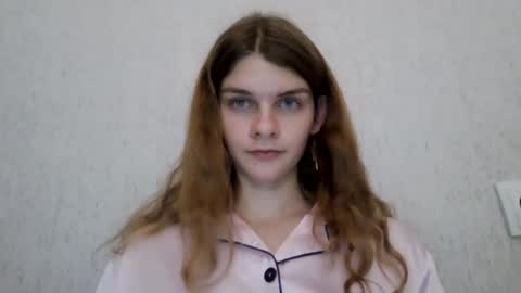 Snapshot of cute_kitte chatting on 14, 12, 2024 cute_kitte online show from 14, 12, 2024