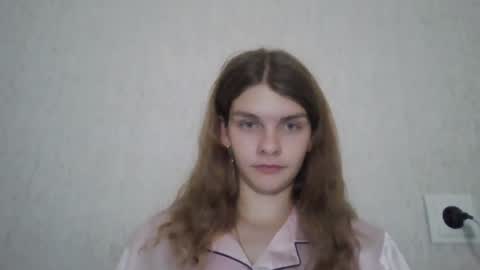 Snapshot of cute_kitte chatting on 15, 12, 2024 cute_kitte online show from 15, 12, 2024