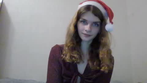 Snapshot of cute_kitte chatting on 25, 12, 2024 cute_kitte online show from 25, 12, 2024