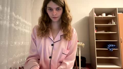 Snapshot of cute_kitte chatting on 13, 1, 2025 cute_kitte online show from 13, 1, 2025