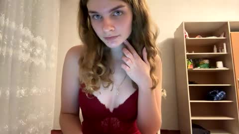 Snapshot of cute_kitte chatting on 28, 1, 2025 cute_kitte online show from 28, 1, 2025