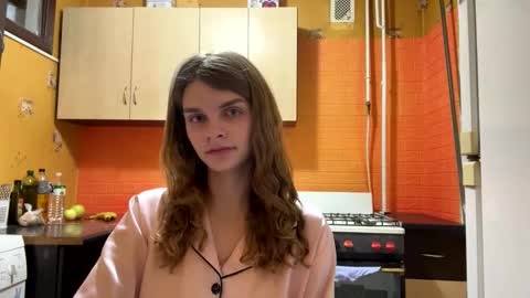 Snapshot of cute_kitte chatting on 25, 2, 2025 cute_kitte online show from 25, 2, 2025