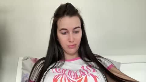 cute_kriss94 online show from 15, 4, 2026