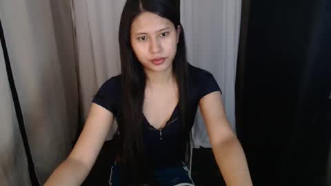 Snapshot of cute_lilithxx chatting on 25, 3, 2026 Lilith online show from 25, 3, 2026