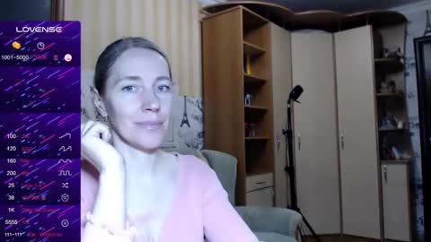 cute_lion_ online show from 16, 2, 2025