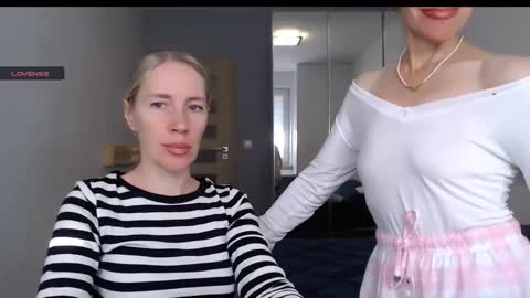 cute_lion_ online show from 2, 10, 2025