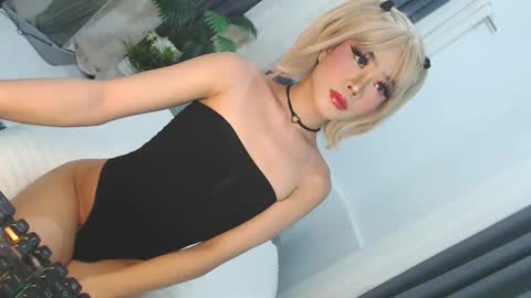 Snapshot of cute_maloi chatting on 10, 5, 2026 Jane online show from 10, 5, 2026