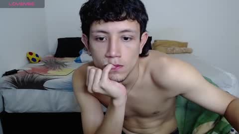 Snapshot of cute_mathew1 chatting on 5, 3, 2025 mathew online show from 5, 3, 2025