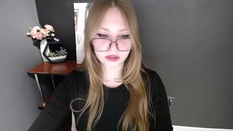 Veronica online show from 9, 3, 2026