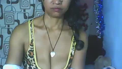 Snapshot of cute_moll chatting on 15, 3, 2026 murielle online show from 15, 3, 2026
