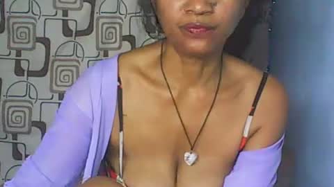 Snapshot of cute_moll chatting on 28, 3, 2026 murielle online show from 28, 3, 2026