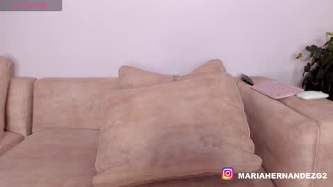Snapshot of cute_molly18 chatting on 19, 2, 2025 Maria online show from 19, 2, 2025