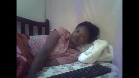 Snapshot of cute_savanna chatting on 10, 9, 2025 cute_savanna online show from 10, 9, 2025