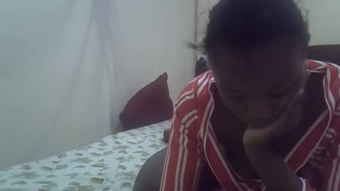 Snapshot of cute_savanna chatting on 7, 10, 2025 cute_savanna online show from 7, 10, 2025