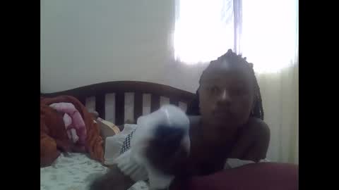 Snapshot of cute_savanna chatting on 14, 10, 2025 cute_savanna online show from 14, 10, 2025