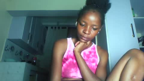 Snapshot of cute_sexy3 chatting on 27, 6, 2026 SHARON online show from 27, 6, 2026