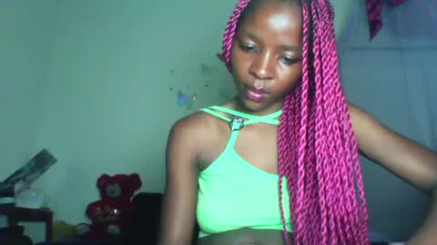 Snapshot of cute_sexy3 chatting on 27, 7, 2026 SHARON online show from 27, 7, 2026