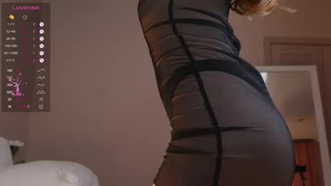 Snapshot of cute_shine chatting on 17, 2, 2025 Hey im Kristina Thank you for your support online show from 17, 2, 2025