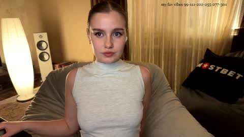 Snapshot of cute_siberian_girl chatting on 18, 1, 2025 Ksenya online show from 18, 1, 2025