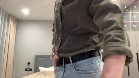 cute_skywalker online show from 11, 11, 2025