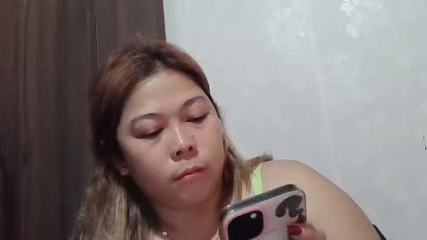 Snapshot of cute_slut09 chatting on 26, 6, 2026 Mimi online show from 26, 6, 2026