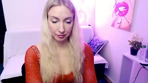 Snapshot of cute_smile_shy chatting on 31, 3, 2026 cute_smile_shy online show from 31, 3, 2026