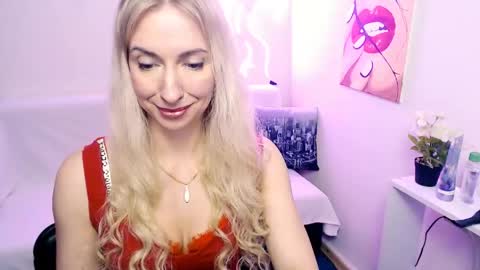 Snapshot of cute_smile_shy chatting on 16, 4, 2026 cute_smile_shy online show from 16, 4, 2026
