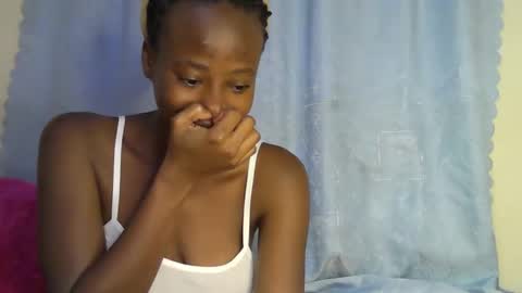 Snapshot of cute_sonny chatting on 5, 10, 2025 cute_sonny online show from 5, 10, 2025