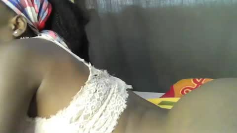 cute_sonny online show from 13, 6, 2026